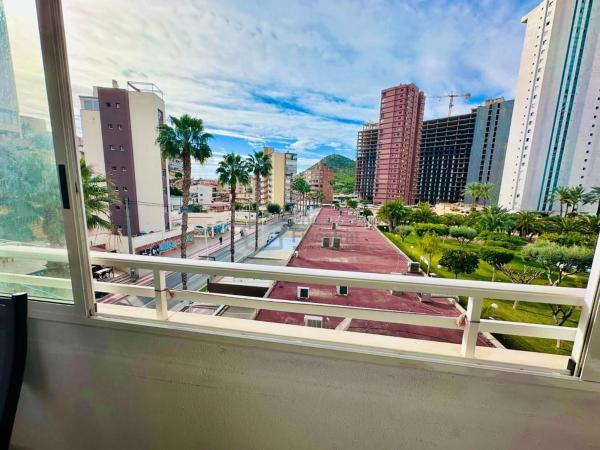 Piso en avenida de la Marina Baixa