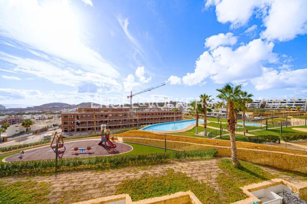 Piso en calle de Brasil, 2