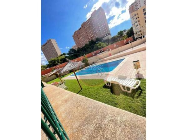 Piso en avenida de la Marina Baixa