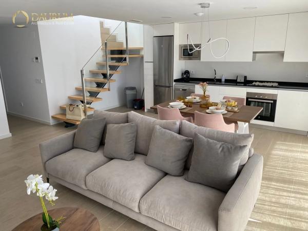 Dúplex en calle de Guatemala