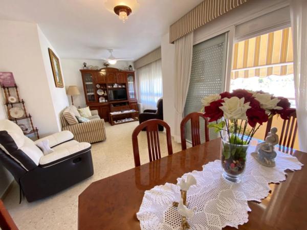 Piso en avenida de la Marina Baixa