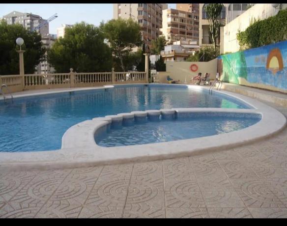 Piso en calle Callosa d'en Sarrià, 1