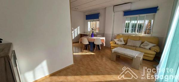 Piso en avenida de la Marina Baixa