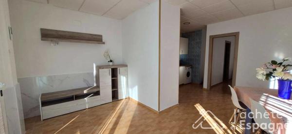 Piso en avenida de la Marina Baixa