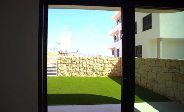 Dúplex en calle de Bolívia