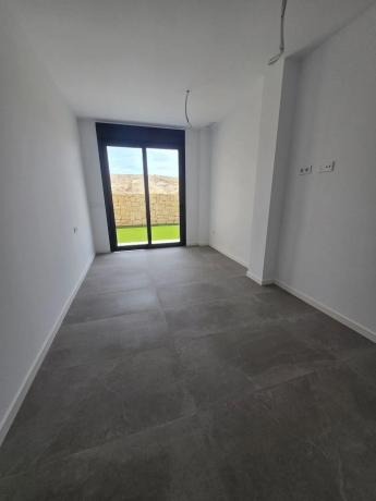 Dúplex en calle de Bolívia