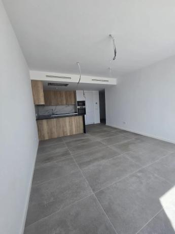 Dúplex en calle de Bolívia