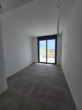 Dúplex en calle de Bolívia