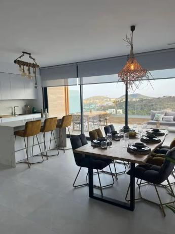 Dúplex en avenida d'Amèrica, 1 V