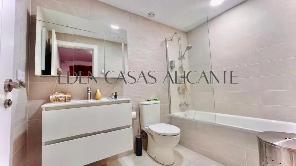 Ático en calle de Guatemala