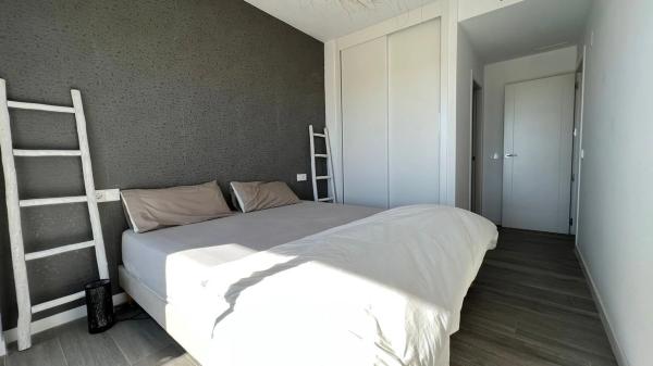 Piso en calle de Colombia, 4