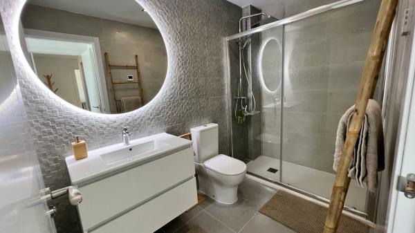 Piso en calle de Colombia, 4