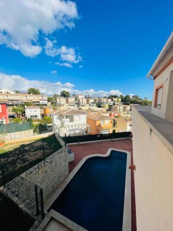 Piso en calle Serra Bernia