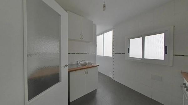 Piso en calle la Pau