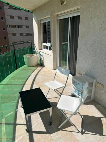 Piso en avenida Mestral, 5