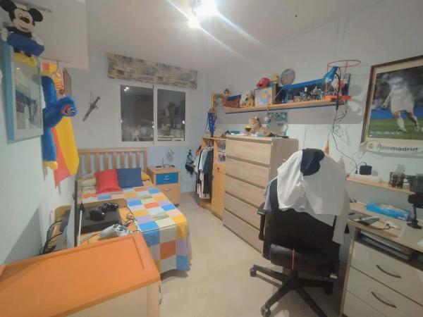 Piso en calle Callosa d'en Sarrià