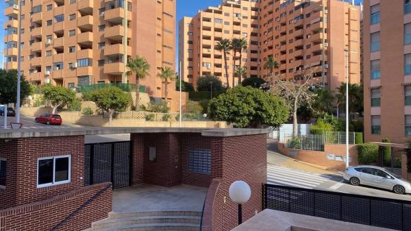 Piso en calle Gregal, 2