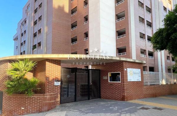 Piso en avenida Rosa dels Vents