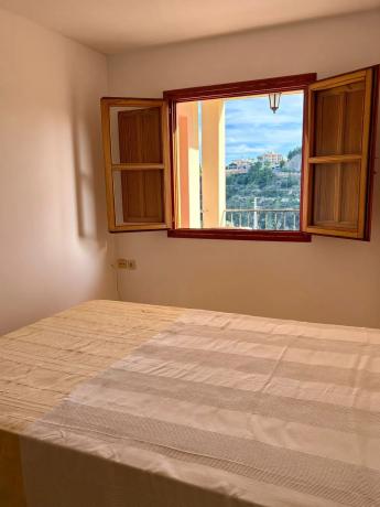 Piso en calle Nou de Octubre, 13