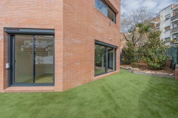 Piso en calle Canigo, 97