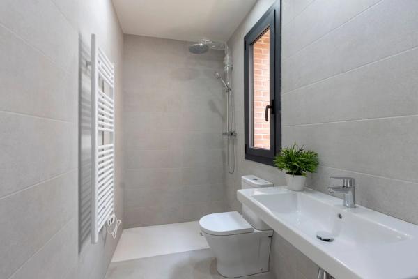 Piso en calle Canigo, 97