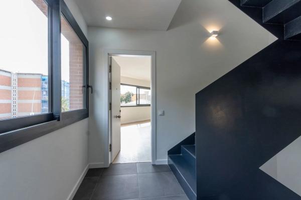 Piso en calle Canigo, 97