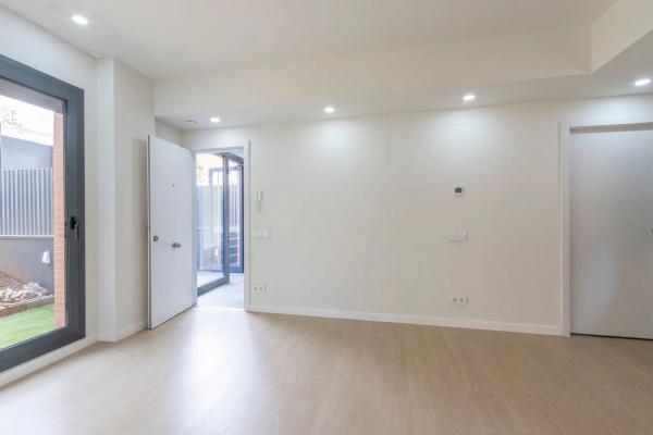 Piso en calle Canigo, 97