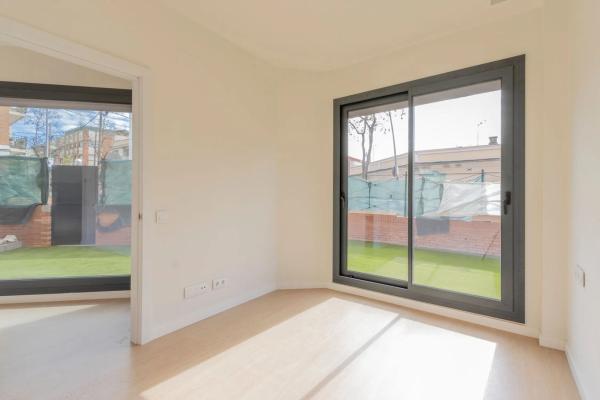 Piso en calle Canigo, 97