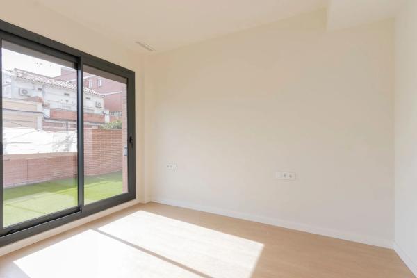 Piso en calle Canigo, 97