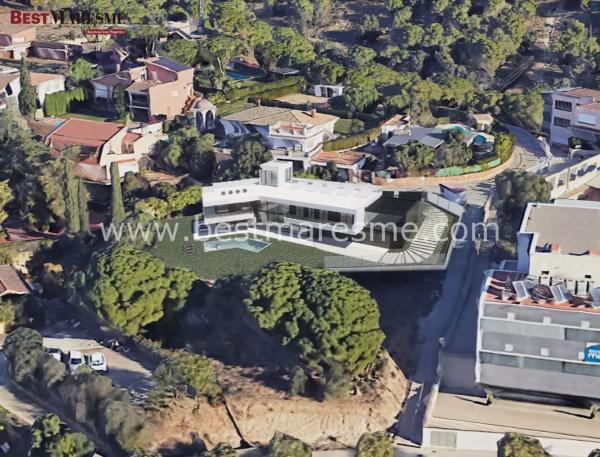 Chalet independiente en Calle Moianès 17