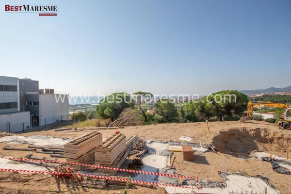 Chalet independiente en Calle Moianès 17