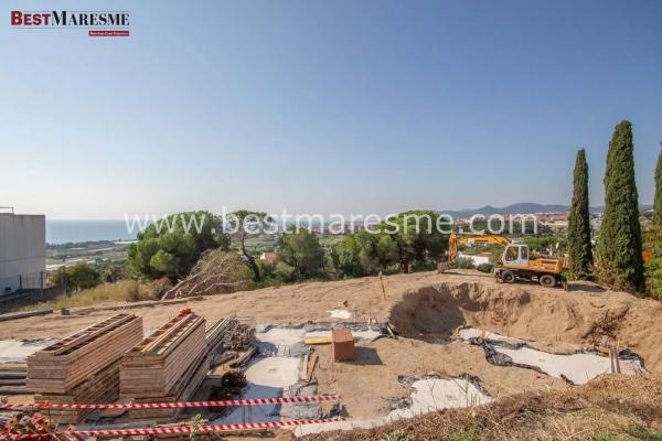 Chalet independiente en Calle Moianès 17