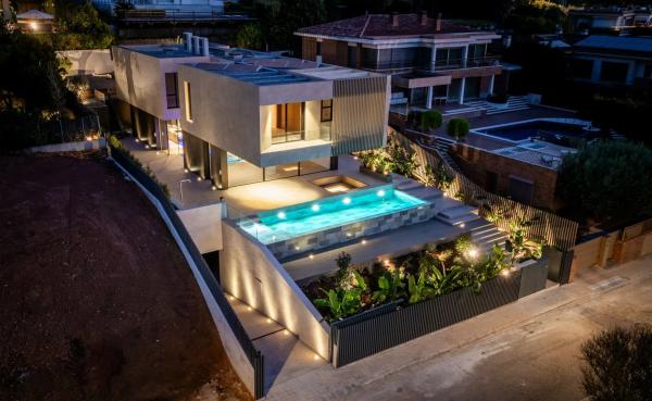 Casa independiente en calle Ramon Llull, 7