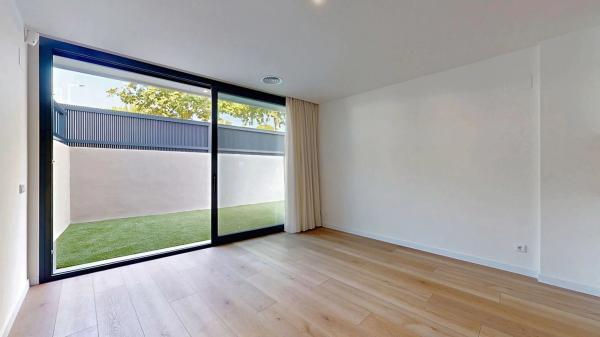 Chalet adosado en calle Mallorca, 12