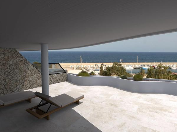 White Shark Building