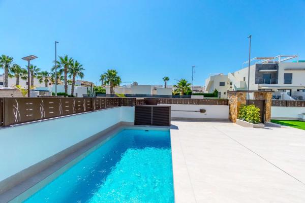 Chalet adosado en calle del Sol, 10