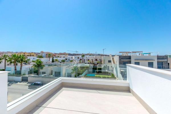 Chalet adosado en calle del Sol, 10