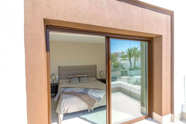 Chalet adosado en calle del Sol, 10