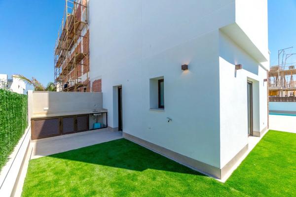 Chalet adosado en calle del Sol, 10