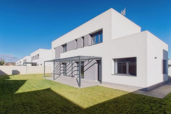 Urbanización Puerta del Camión