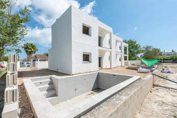 Urbanización Riumar