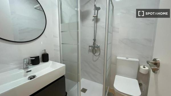 Chambre à louer dans une colocation de 4 chambres à Vigo