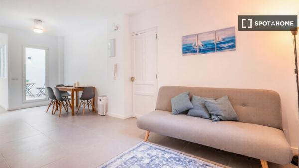 Apartamento de 2 dormitorios en alquiler en Benimaclet, Valencia