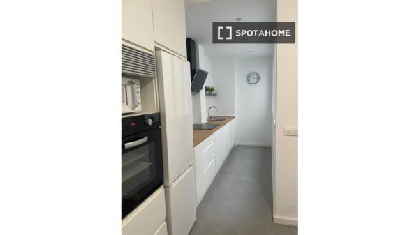 Apartamento de 2 dormitorios en alquiler en Benimaclet, Valencia