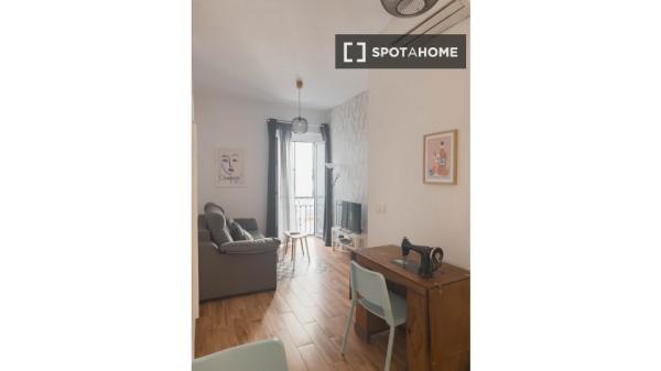 Estudio en alquiler en Triana, Sevilla