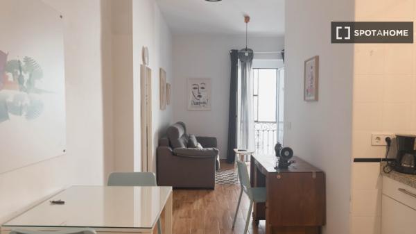 Estudio en alquiler en Triana, Sevilla