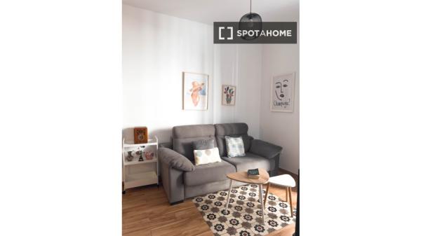 Estudio en alquiler en Triana, Sevilla