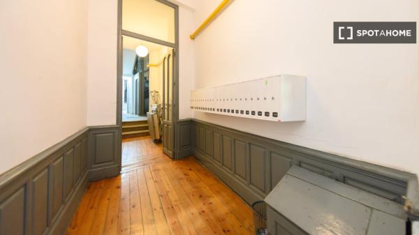 Apartamento de 2 dormitorios en alquiler en Universidad, Madrid