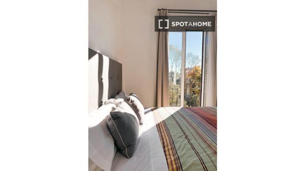 Apartamento de 2 dormitorios en alquiler en Triana, Sevilla