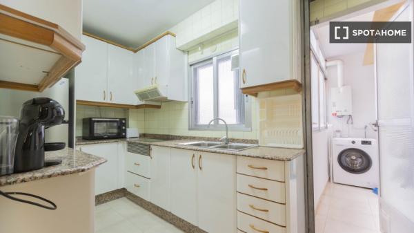 Room in shared flat for rent in Vara de Quart, Valencia.